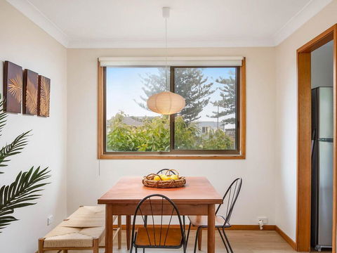 Beach Breeze - Accommodation Redcliffe 1
