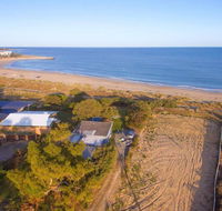 Beach Cottage In The Heart Of Mandurah - Accommodation Redcliffe