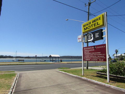 Beach Drive Motel - Accommodation Redcliffe 0