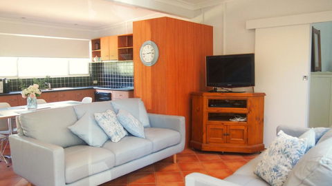 Beach House In Mylestom - Accommodation Redcliffe 2