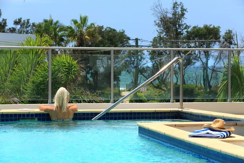 Beach On Sixth - Accommodation Redcliffe 3