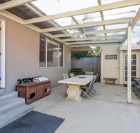 Beach Road Classic 3-10 - Accommodation Redcliffe