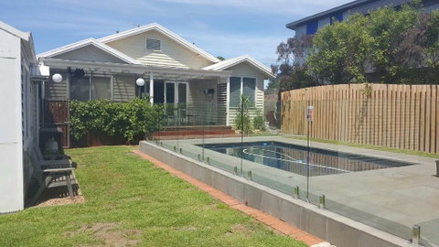 Beach Road Classic 40 - Accommodation Redcliffe 0
