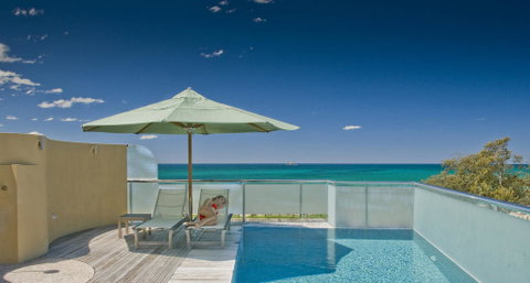 Beach Suites - Accommodation Redcliffe 0