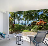 Beachfront Apt. In Alamanda Beachfront Resort 21 - Accommodation Redcliffe