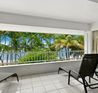 Beachfront Apt. In Alamanda Beachfront Resort 25 - Accommodation Redcliffe