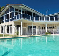 Beachfront Escape - Accommodation Redcliffe