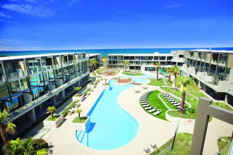 Beachfront Resort Torquay, Australia - Accommodation Redcliffe 0
