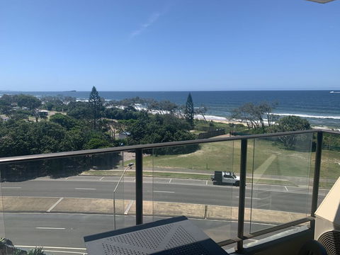 Beachfront Towers - Accommodation Redcliffe 2