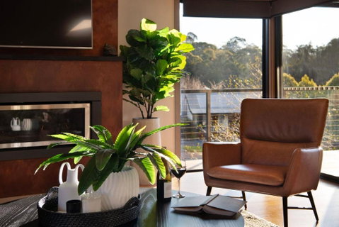 Retreat Lake Daylesford - Free Wifi - Accommodation Redcliffe 3