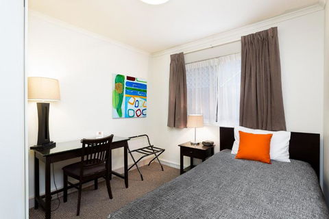 Redcliffe Motor Inn - Accommodation Redcliffe 1