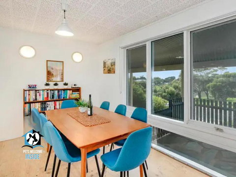 Retro Groovy Pad Pt Elliot - Accommodation Redcliffe 3