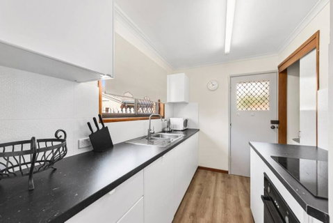 Redcliff 2 Bedroom Townhouse - Accommodation Redcliffe 0