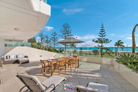 Reflections 202 - Accommodation Redcliffe 0
