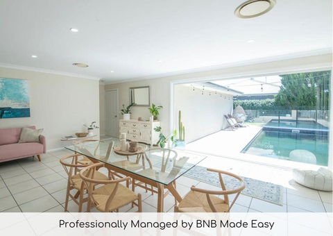 Regand Retreat - Luxurious Family Home, Pool - Accommodation Redcliffe 0