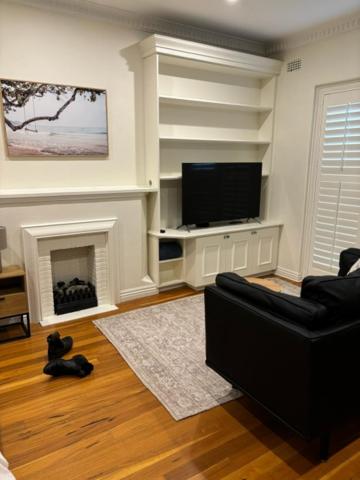 Regents Gate East Melbourne - Accommodation Redcliffe 0