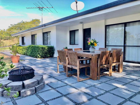 Relax And Enjoy The Scenic Rim - Accommodation Redcliffe 0