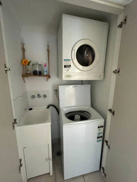 Resort Style Holiday Unit - Accommodation Redcliffe 1