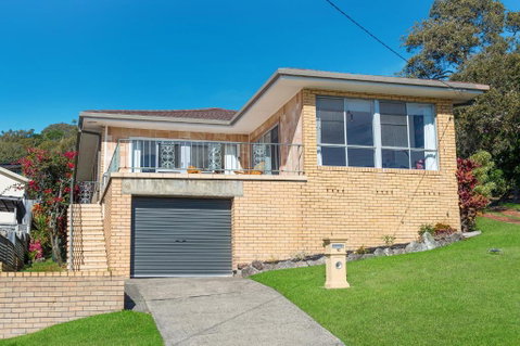Retro Beach House - Accommodation Redcliffe 1