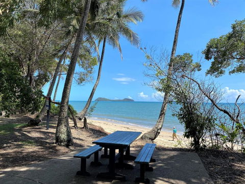 Ribbons Beachfront Apartments Clifton Beach - Accommodation Redcliffe 3