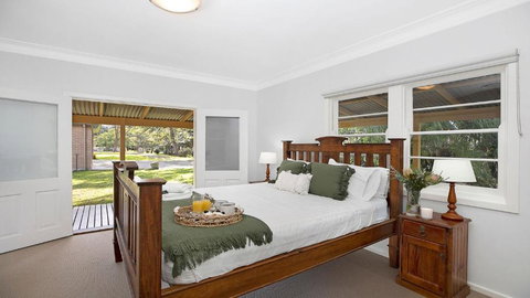 River Shack - Accommodation Redcliffe 3