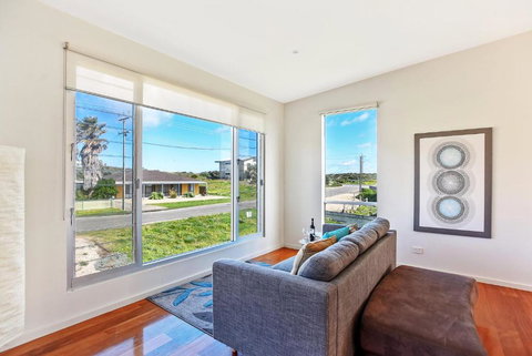 Riversea Goolwa Beach House - Accommodation Redcliffe 1