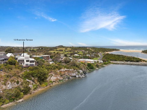 Riverview - Accommodation Redcliffe 1