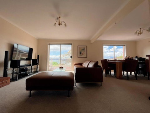 Riveting House With Incredible Water-view At SandyBay - Accommodation Redcliffe 3