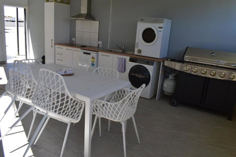 Riviana Motel - Accommodation Redcliffe 3