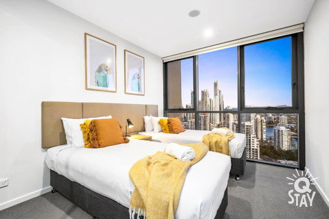 Ruby Apartments - QStay - Accommodation Redcliffe 2