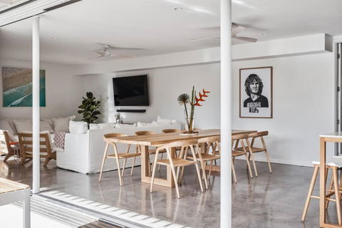 Sanctuary Spaces - Lomani Eleven - Accommodation Redcliffe 0