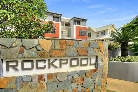 Rockpool No 4 Beachfront Unit - Accommodation Redcliffe 1