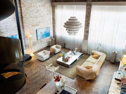 Rockstar, Surry Hills I30 - Accommodation Redcliffe 2