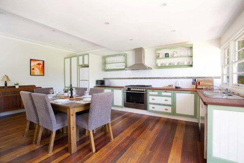 Rodova Cottage - Accommodation Redcliffe 1