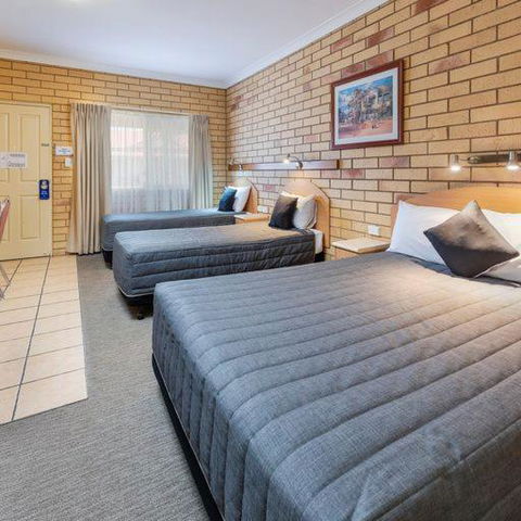 Roma Mid Town Motor Inn - Accommodation Redcliffe 1