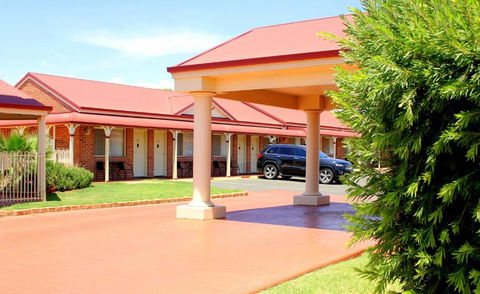 Roma Mid Town Motor Inn - Accommodation Redcliffe 0