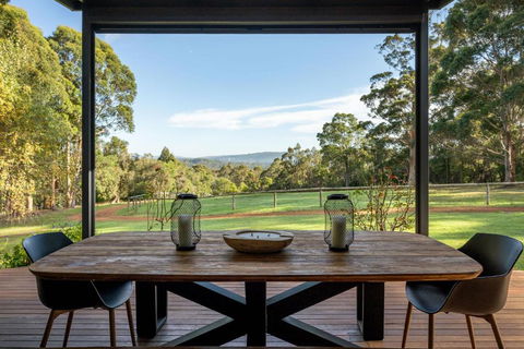 Roo Corner I Private Properties - Accommodation Redcliffe 2