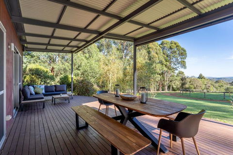 Roo Corner I Private Properties - Accommodation Redcliffe 3