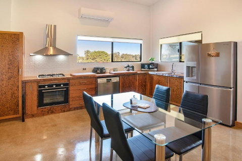Rosa Glen Retreat - Margaret River - Accommodation Redcliffe 3