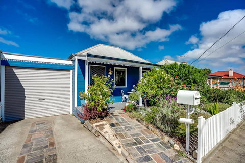 Rose Cottage 3B Hutchinson St Goolwa - Linen Included - Accommodation Redcliffe 3