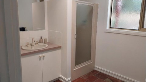 Roshnier Apartment - Accommodation Redcliffe 1