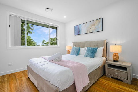 Rousehill 5Br With Pool Near Shopping Centre&Train - Accommodation Redcliffe 3