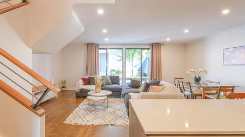 Rousehill 4Br House Close To Train&Shopping&Parks - Accommodation Redcliffe 1