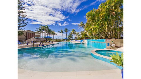 Royal Palm 19 - Accommodation Redcliffe 1