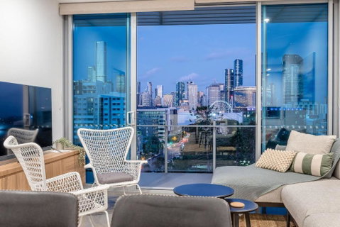 Russell St. Retreat Near Brisbane Convention Centre - Accommodation Redcliffe 0
