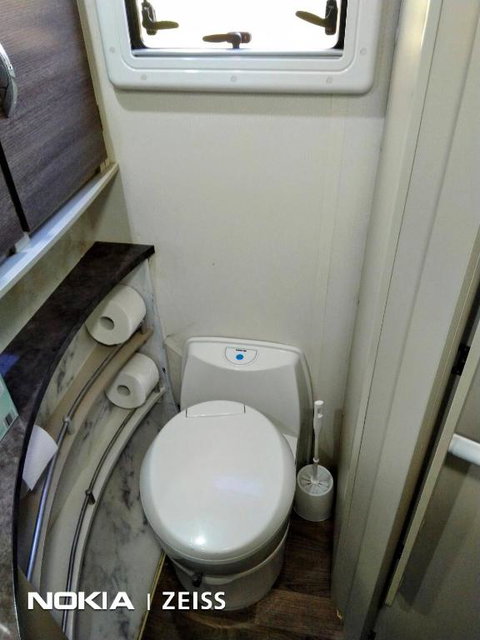 RV Caravan In Rural Setting On Edge Of Town Close To AgQuip - Accommodation Redcliffe 3