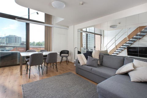 S203S - The Loft By Darling Harbour - Accommodation Redcliffe 0