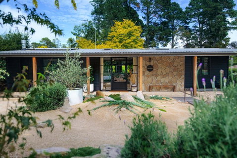SABLE MAE Luxury Rustic Ranch - Accommodation Redcliffe 1