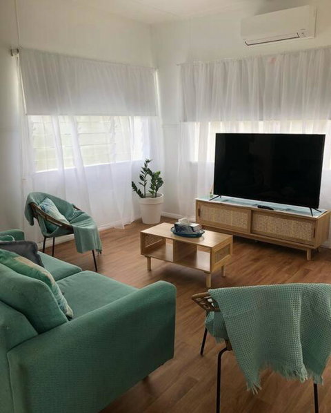 Salt Apartment - Accommodation Redcliffe 0