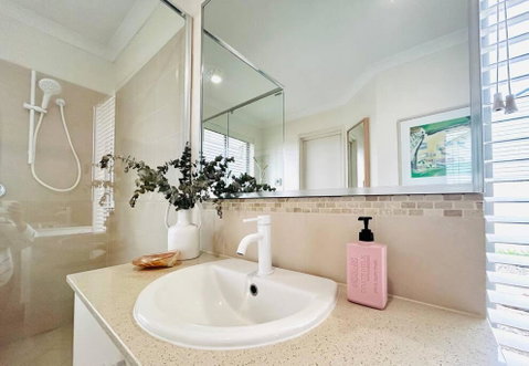 Salt - Accommodation Redcliffe 3